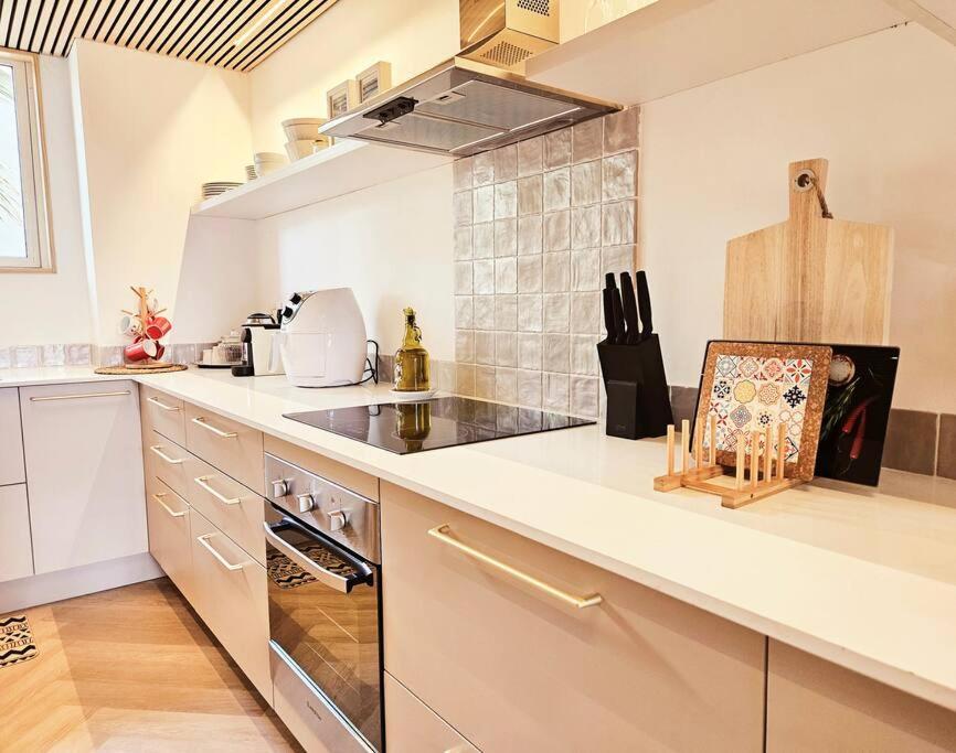 Seaside 3 Suites Penthouse With Pool Gym & Bbq Terrace Cap Malheureux Exteriör bild