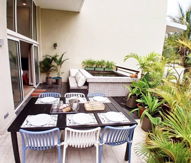 Seaside 3 Suites Penthouse With Pool Gym & Bbq Terrace Cap Malheureux Exteriör bild